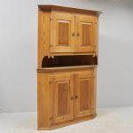 1655 8191 CORNER CUPBOARD